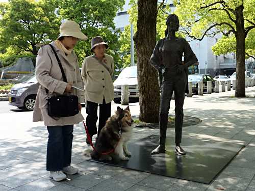 姫路駅の南中央口前で